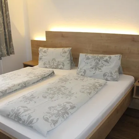Hotel Arrahof *